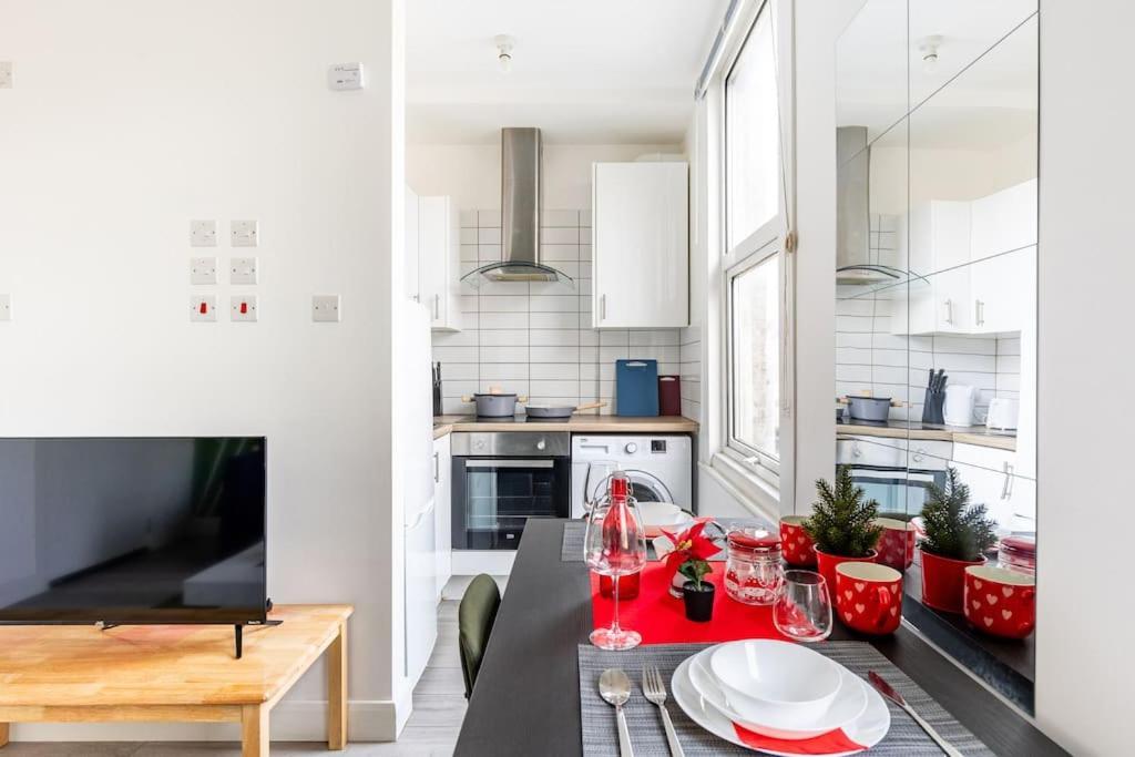 Parkside Stay North London - Victoria Line Bagian luar foto